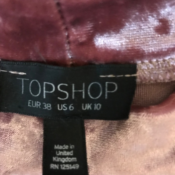 Velvet Cropped Top - Picture 3 of 6